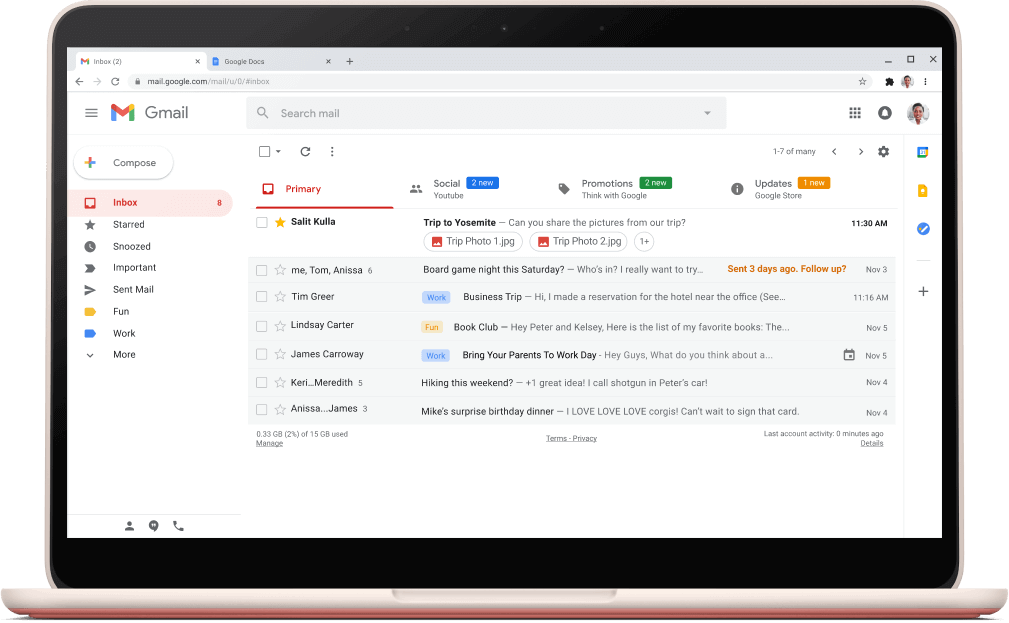 列出電郵的 Gmail 介面螢幕。